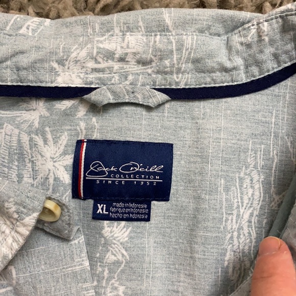 Jack O’Neill paisley shirt sleeve button down - Picture 5 of 10